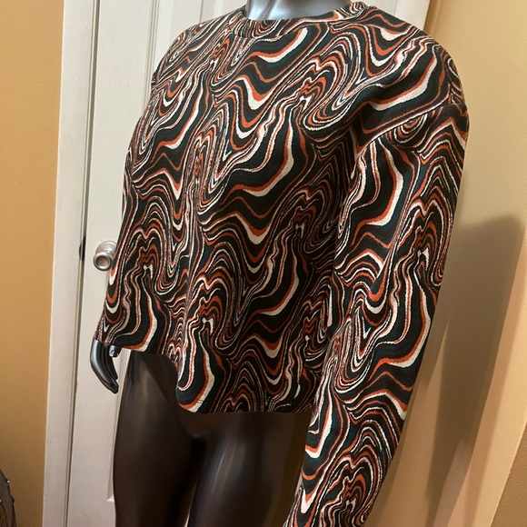 Zara sweater - Picture 2 of 3